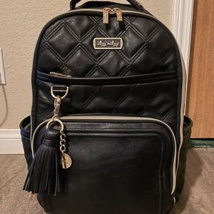 Itzy Ritzy boss plus diaper bag
